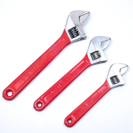 活扳手;钢丝钳;鲤鱼钳