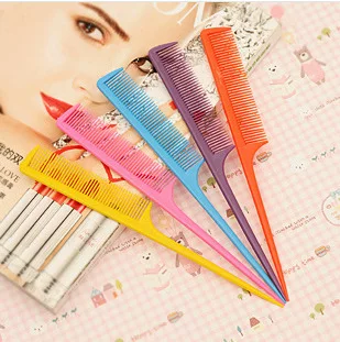 Factory direct selling hot comb pointed tail comb solid color hair comb pick hair long tail comb spot wholesale