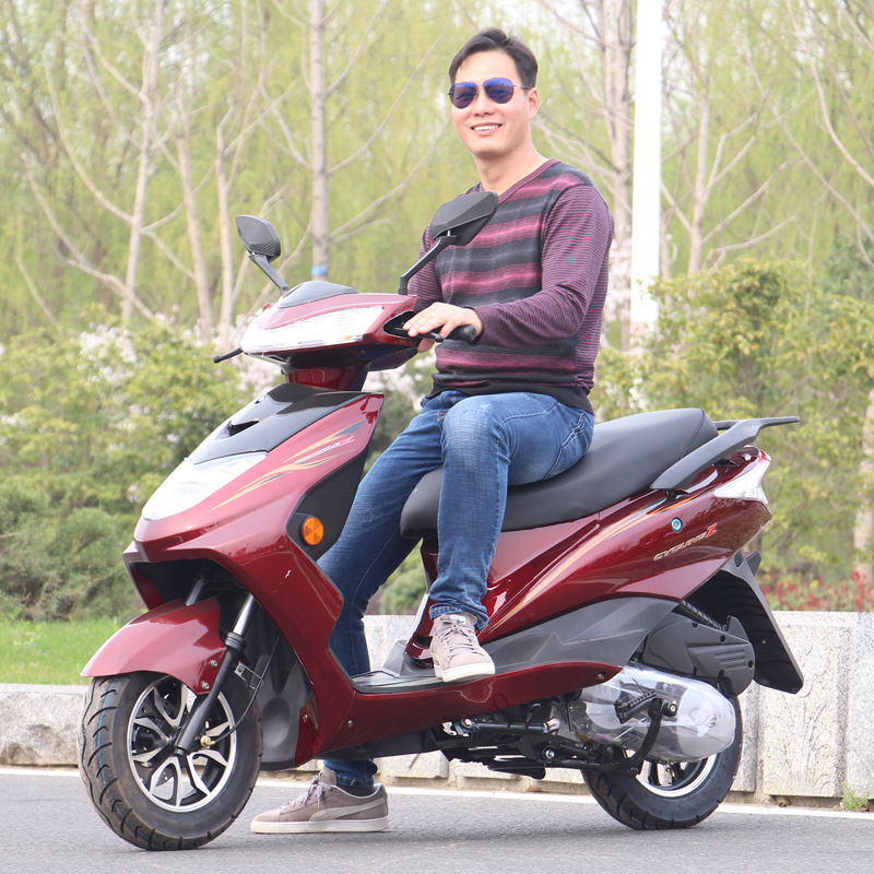 Quick Eagle pedal motocicleta 125CC motor de combustible motocicleta de fuego fantasma motocicleta deportiva motocicleta masculina y femenina al por mayor