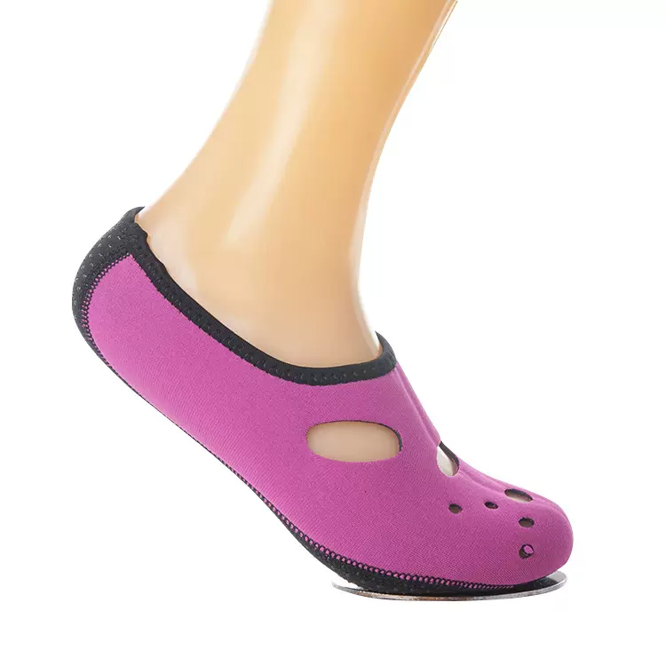 跨境镂空舒适软厚底游泳潜水袜 时尚防滑透气速干浮潜沙滩潜水袜