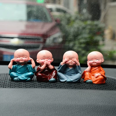 resin small novice crafts, Car ornaments