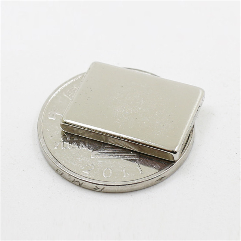 钕铁硼强磁 条形磁铁15*15*5mm长方形磁钢 亚克磁铁20x15x5
