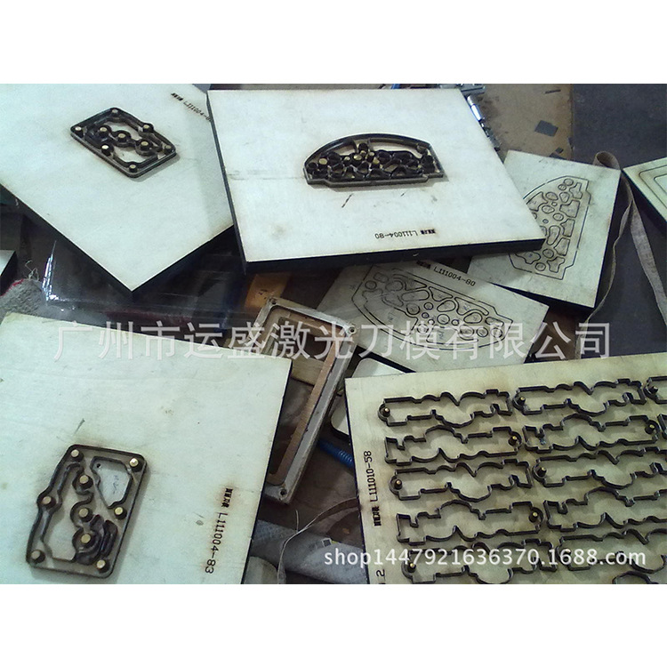 广州市白云区激光刀模 硅胶垫片 阻燃垫片 导热垫片激光刀模