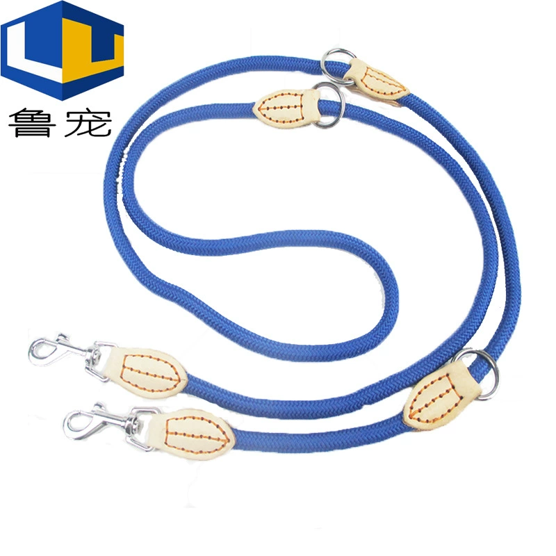 Две собаки Одна перетащите две Двуглавые беговые тяговые веревки Двойной крючок Многофункциональная Тяговая веревка для ходьбы собак Принадлежности для маленьких и средних собак
