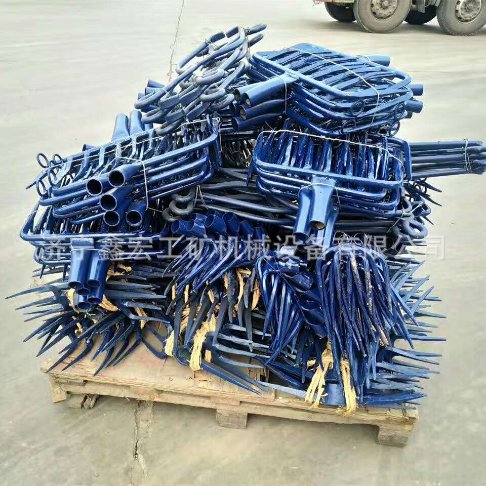 施工工具道镐 四齿 九齿钢叉 拉耙淬火鑫宏