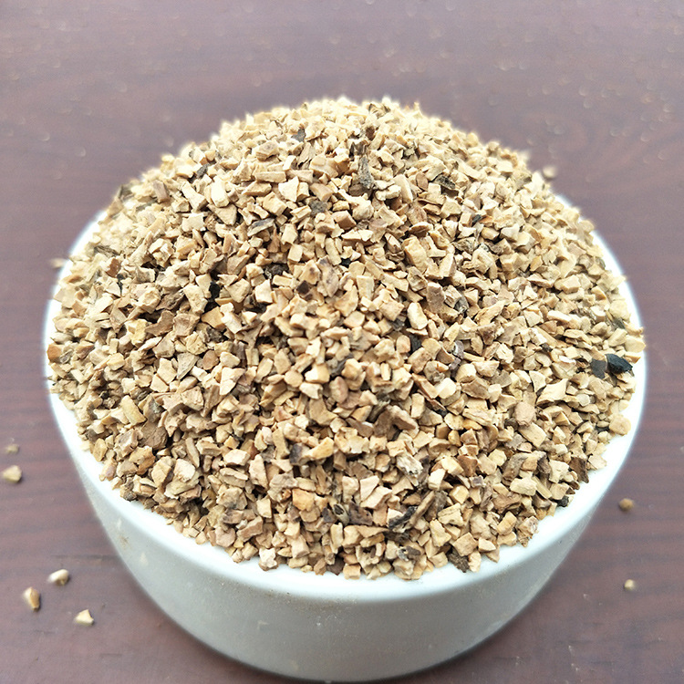 厂家供应  核桃皮颗粒 核桃皮粉末 滤料 磨料 填充核桃皮果壳销售