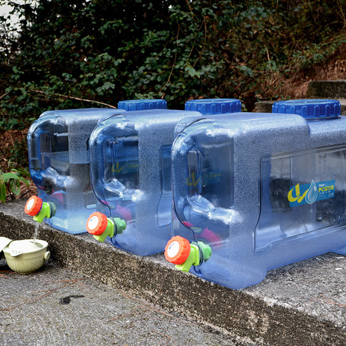 Outdoor equipment Sifang PC car bucket thickened with faucet portable water bucket for self-driving tours 12L