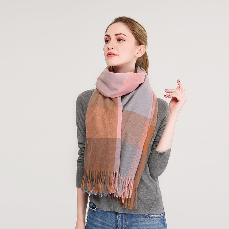 Hot Selling Autumn And Winter New Item Color Blocked Plaid Scarf In Europe And America Long Warm Tassel Shawl_voghion.com
