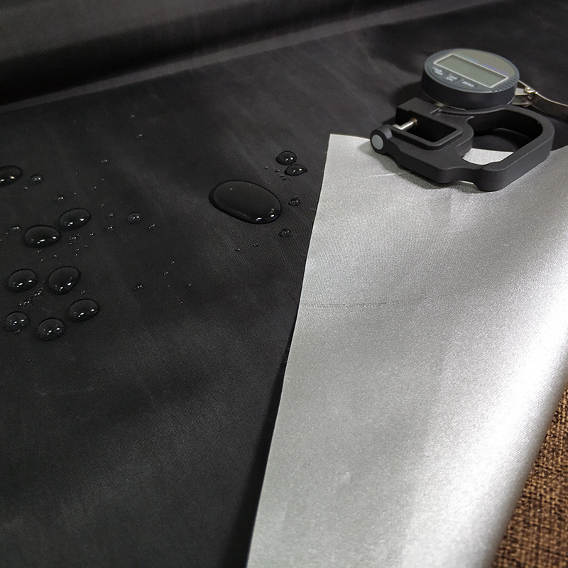 210D加厚涂银布 平纹雨棚帐篷箱包车衣布料 牛津布涂银