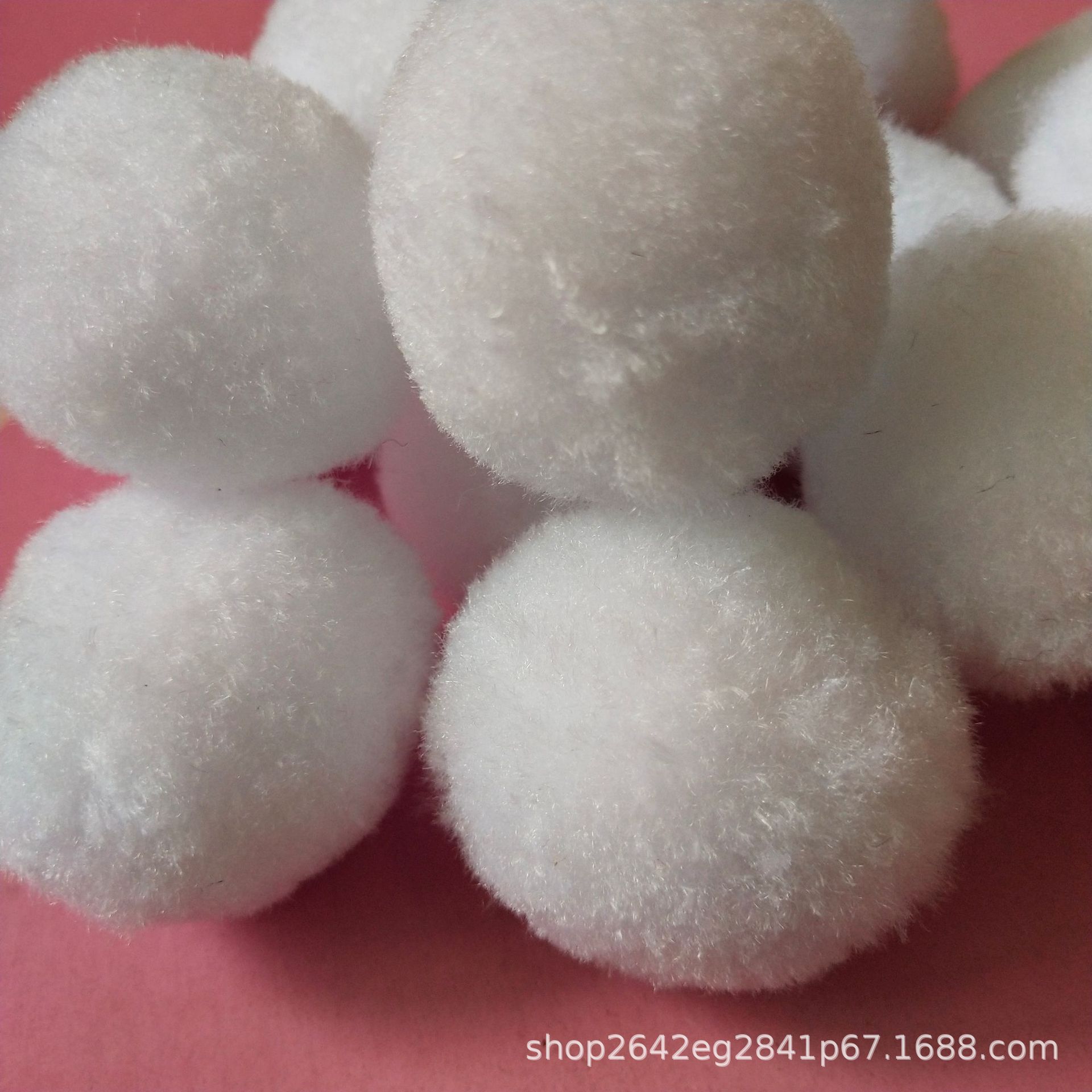 厂家直销 丙纶丝球 白色丙纶毛绒球圣诞雪球棉毛球球心拿样
