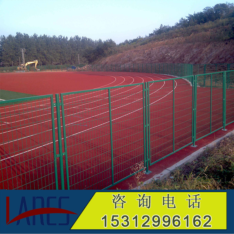 围墙隔离网批发 工厂喷塑护栏网 小区镀锌防护网