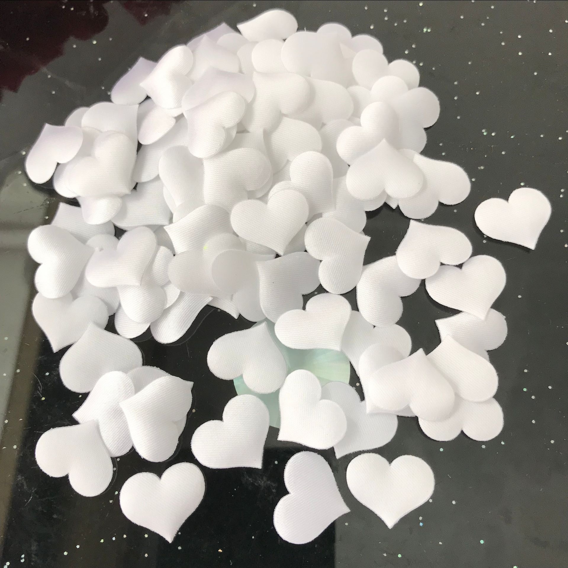 Cadena de luz led de amor de esponja tridimensional corazón melocotón amor boda decoración de boda sala de bodas prensa fabricante de pétalos de lanzamiento manual