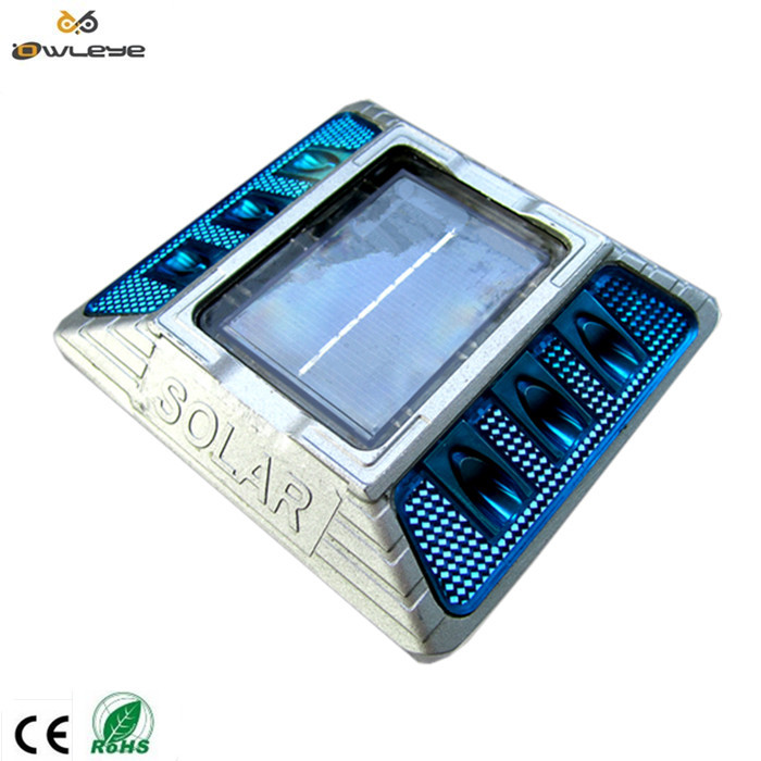 太阳能道钉铝制配有超光亮反射片/承重超过25吨/CE ,IP68