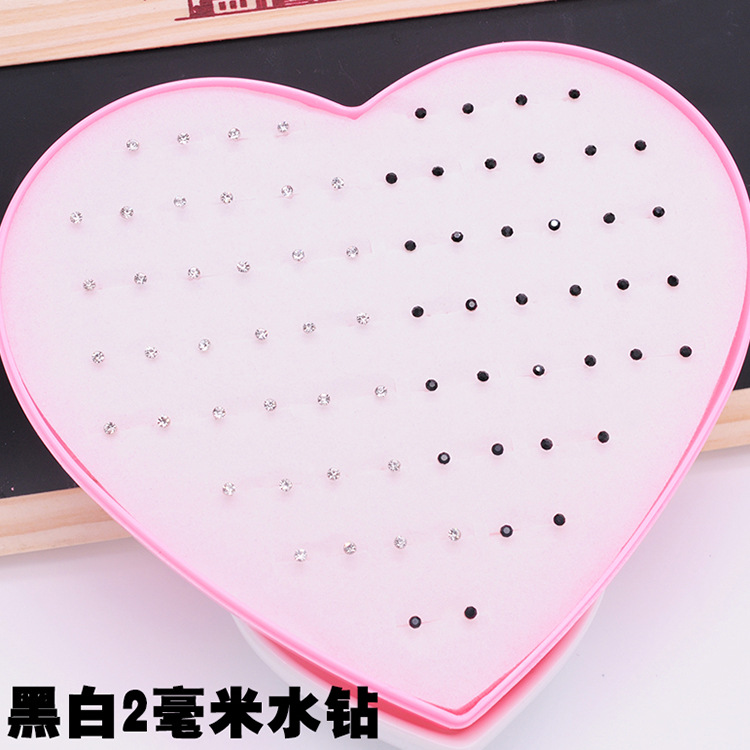 120 conjuntos de aretes de amor, aretes de resina de diamantes de temperamento femenino, joyas de plástico, joyería de Yiwu al por mayor