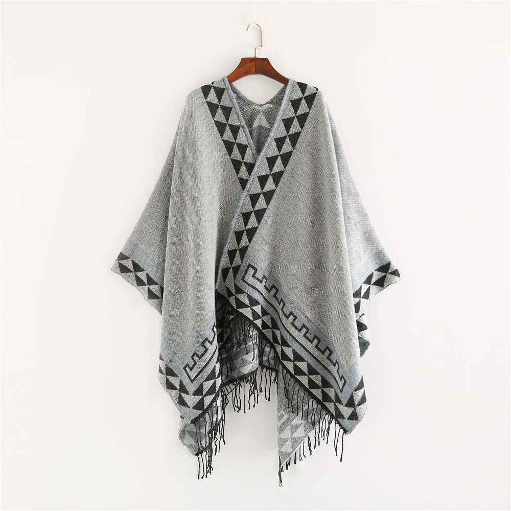 Gris y negro