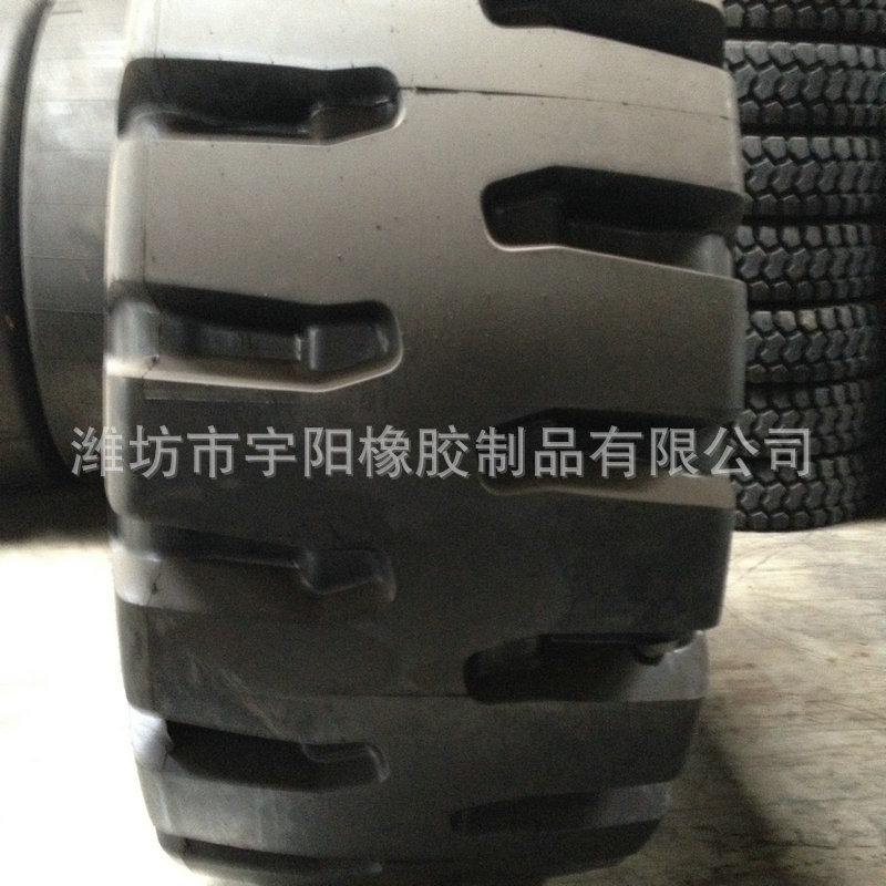 加厚 大花纹35/65R33 采石场  铲车钢丝胎 装载机轮胎