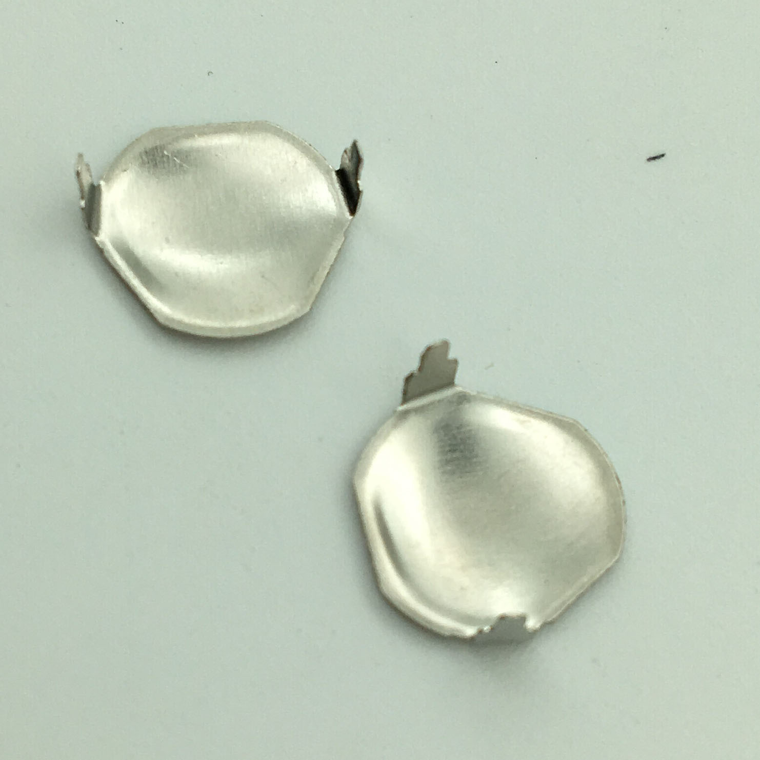 五金弹片H1047 不锈钢304电镀镍正极锅仔窝仔五金件接触片