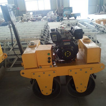 室内室外都可以用的小型双钢轮压路机 手扶式双钢轮压路机图片