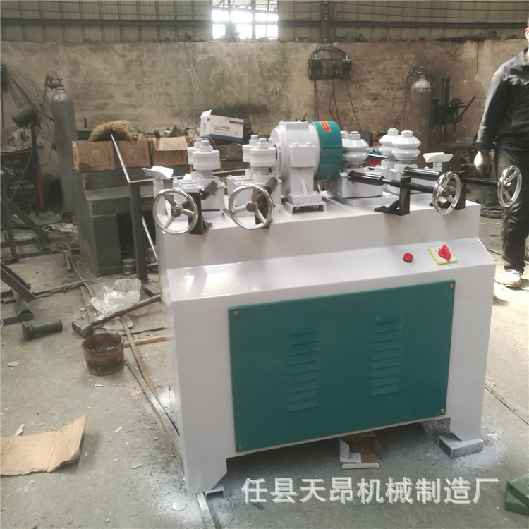 天昂制造木工机械圆棒机全自动高效圆棒机铁锹把墩布把榉木加工