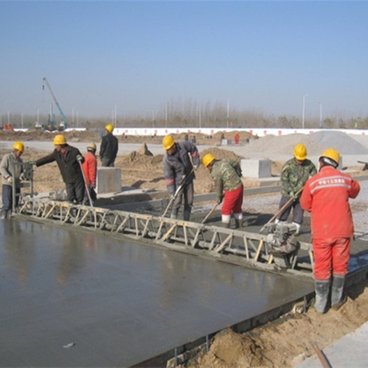 混凝土电动振动梁 高速公路整平机 电动整平机厂家