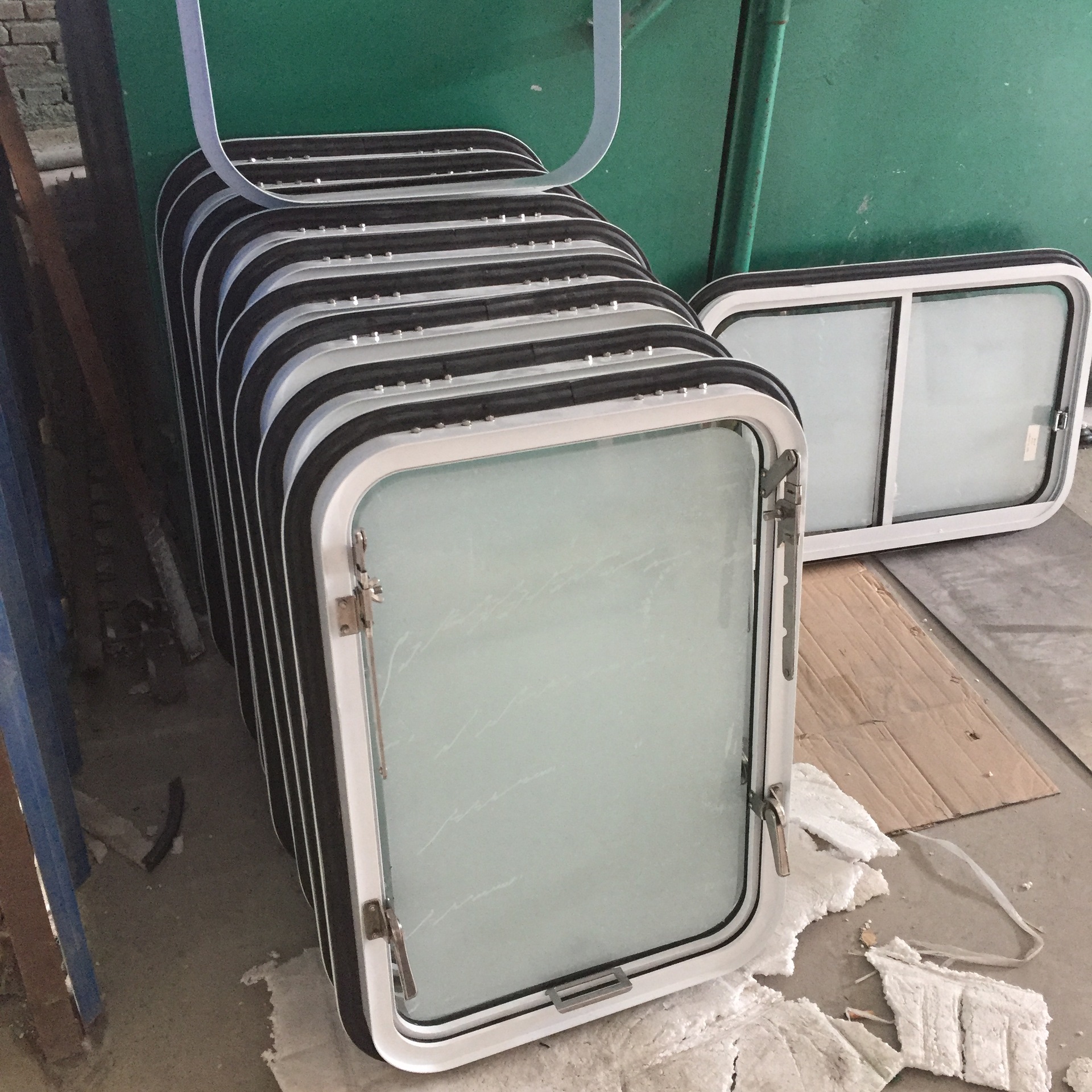 供应船用铝合金窗船用矩形窗左右推拉窗平板窗外上开窗驾驶室窗