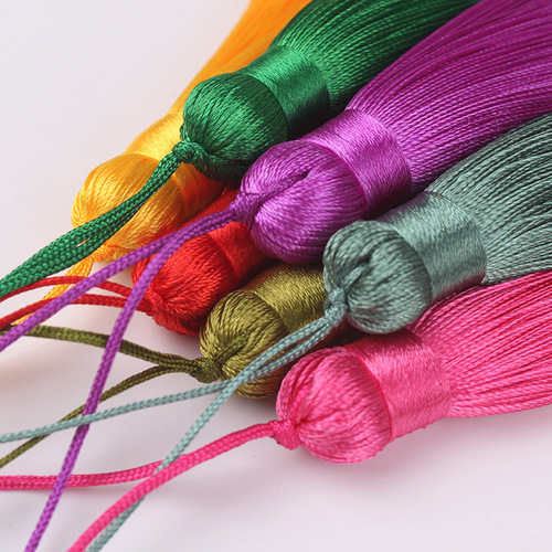 Tassel manufacturer wholesale 8cm short fat tassel supple vertical ice silk tassel tassel bookmark clothing tassel tassel