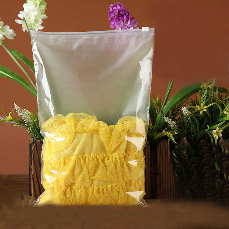 厂家直供服装塑料辅料服装包装袋 现货空白膜半透明PE服装拉链袋