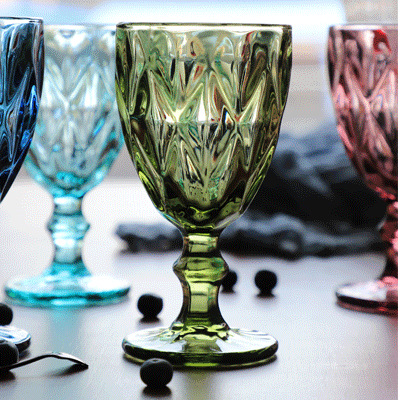 Hermosa Copa Europea color alivio copa de vino tinto Hotel partido creativo banquete