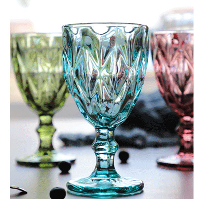 Hermosa Copa Europea color alivio copa de vino tinto Hotel partido creativo banquete