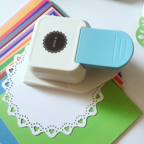 Children's intellectual toys DIY flower punch punch embossing machine lace embossing machine