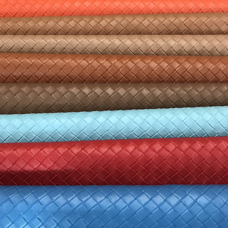 皮革厂家直供仿皮斜编织pu 箱包革 鞋革颜色齐全现货充足低价销售