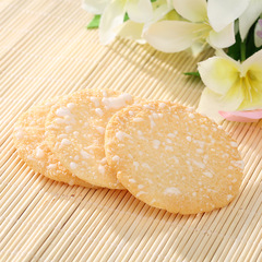 Mixed-variety Wangwang 84g Snowflake Rice Cakes – Casual Snacks, Baked Goods, and Puffed Foods – Wholesale Sourcing for Supermarkets, Available via Drop Shipping