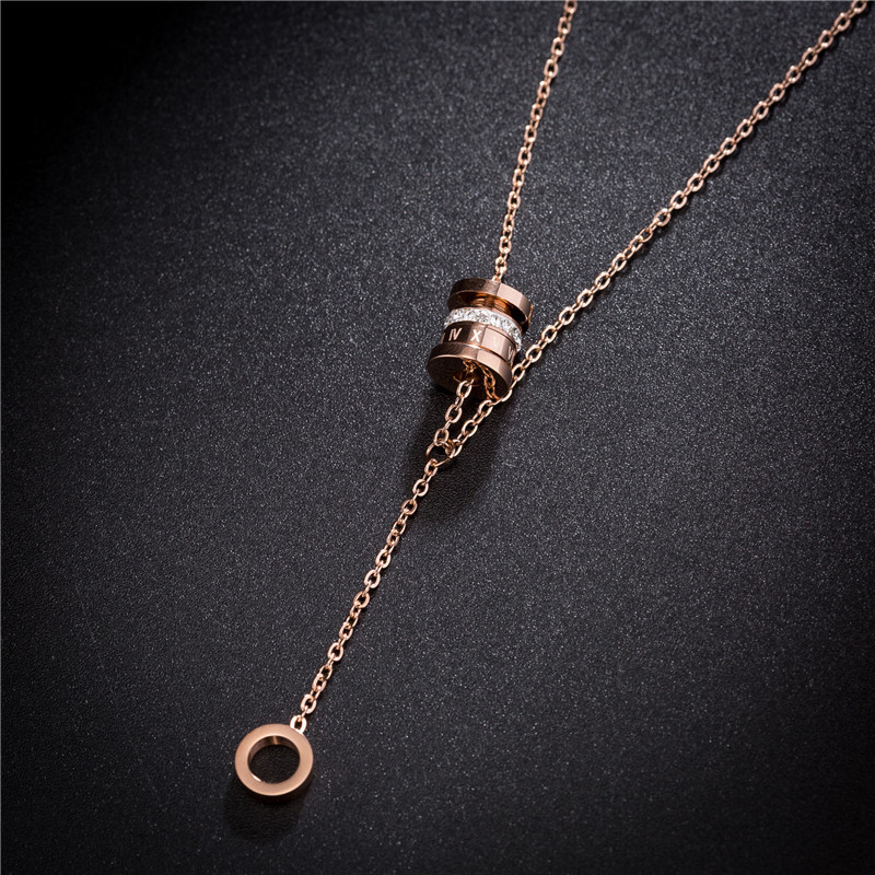 New European and American fashion elegant small waist Roman necklace women's rose gold plated diamond ring transfer titanium steel clavicle chain