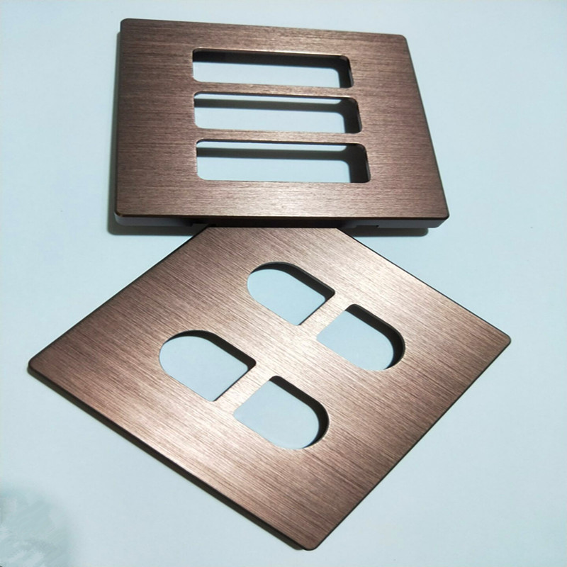 7.0*86*86mm 拉丝氧化铝合金开关插座面板 铝片 冲压CNC加工
