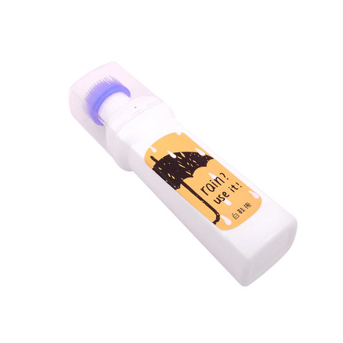 The same small white shoe artifact, shoe cleaning agent, cleans shoes, whitens and whitens shoes, shoe shine and decontamination artifact