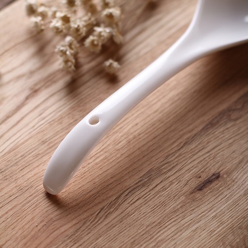 Pure white ceramic soup spoon household long-handled large soup spoon porridge spoon cute large spoon kitchen pot spoon