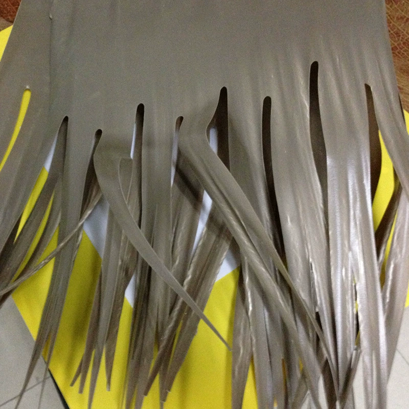 Фабрика Прямой огнестойкий PE имитация соломы HDPE огнестойкая пластиковая соломенная плитка Устойчивая к ультрафиолетовому излучению пластиковая трава