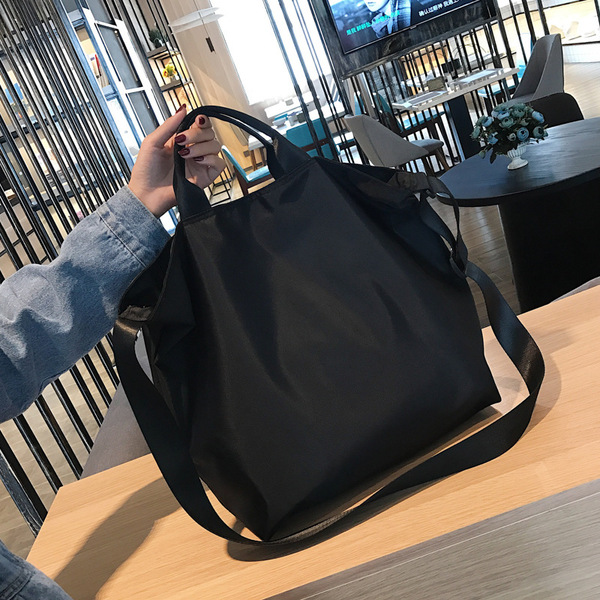 Capacious sports bag
