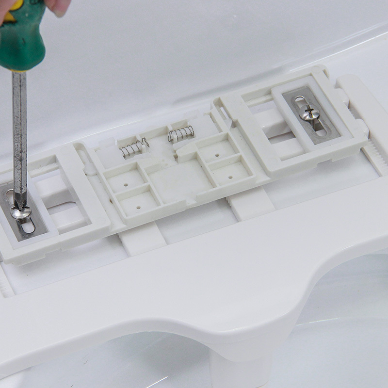 AMI610 simple no tapa del inodoro eléctrico inteligente limpiador del cuerpo inodoro PISTOLA DE PULVERIZACIÓN Dispositivo de lavado a tope