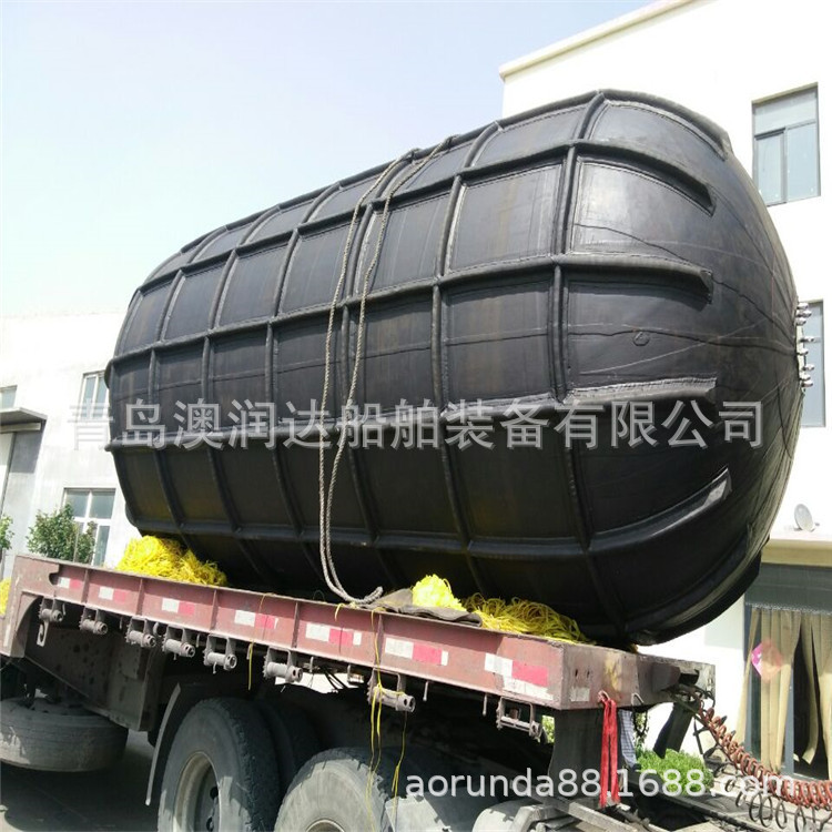 1.0*1.5m橡胶充气码头用防撞护舷,安装方便,规格多样橡胶防撞护舷