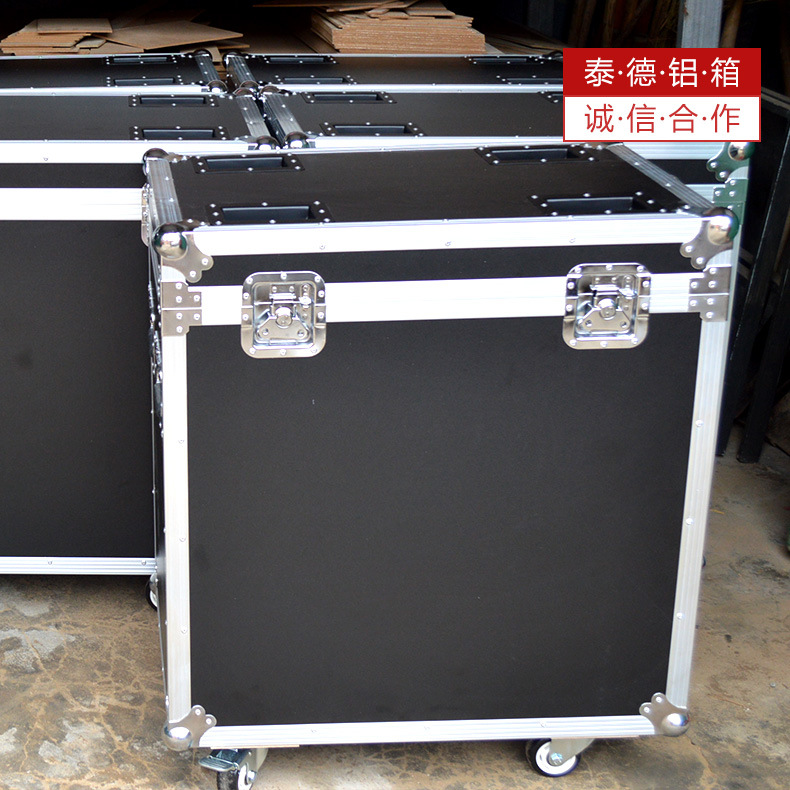 加工生产铝合金工具箱大型音响箱周转航空箱一拖二话筒箱运输箱