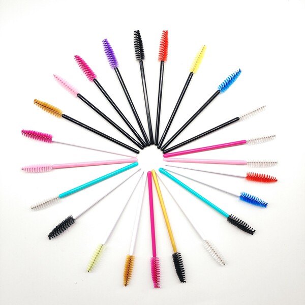 Disposable black nylon handheld brush for eyelashes