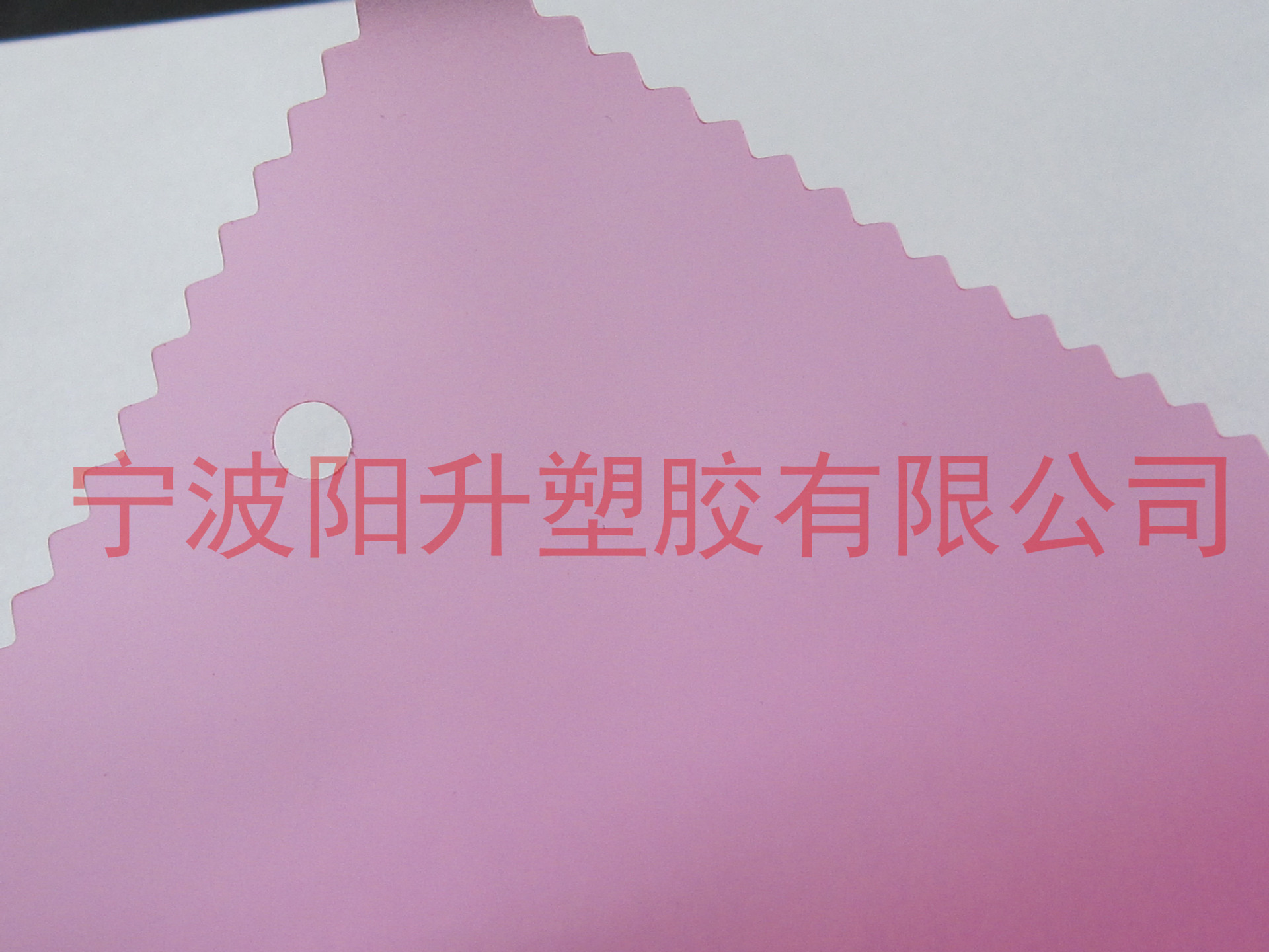 工厂供应PVC半透明雨衣膜/包装膜PVC雨披膜PVC防水包面料