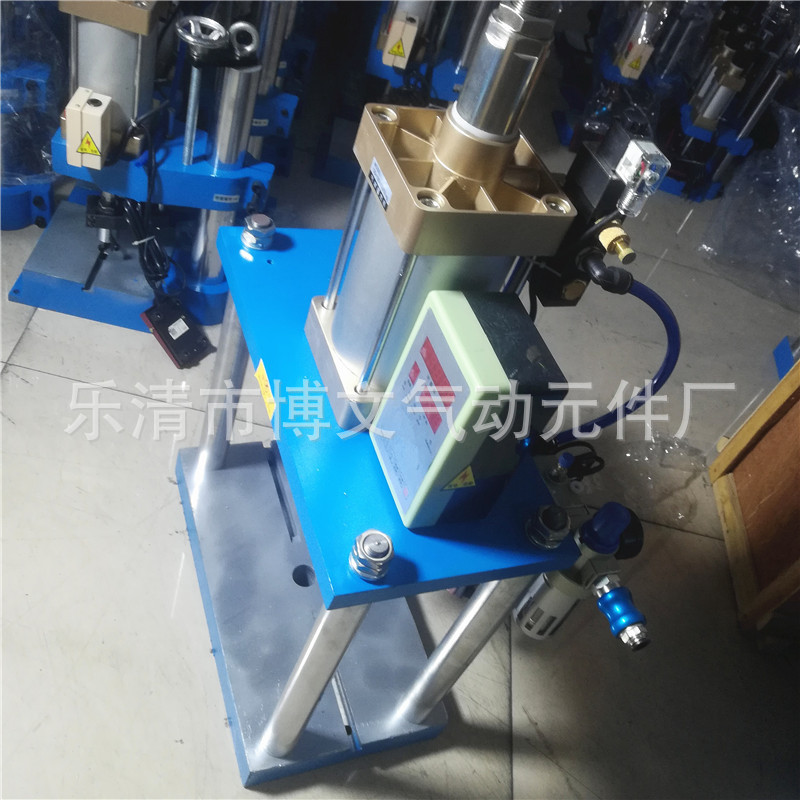 四柱式气动压力机 1.5吨气动压床 1500KG公斤力气压机