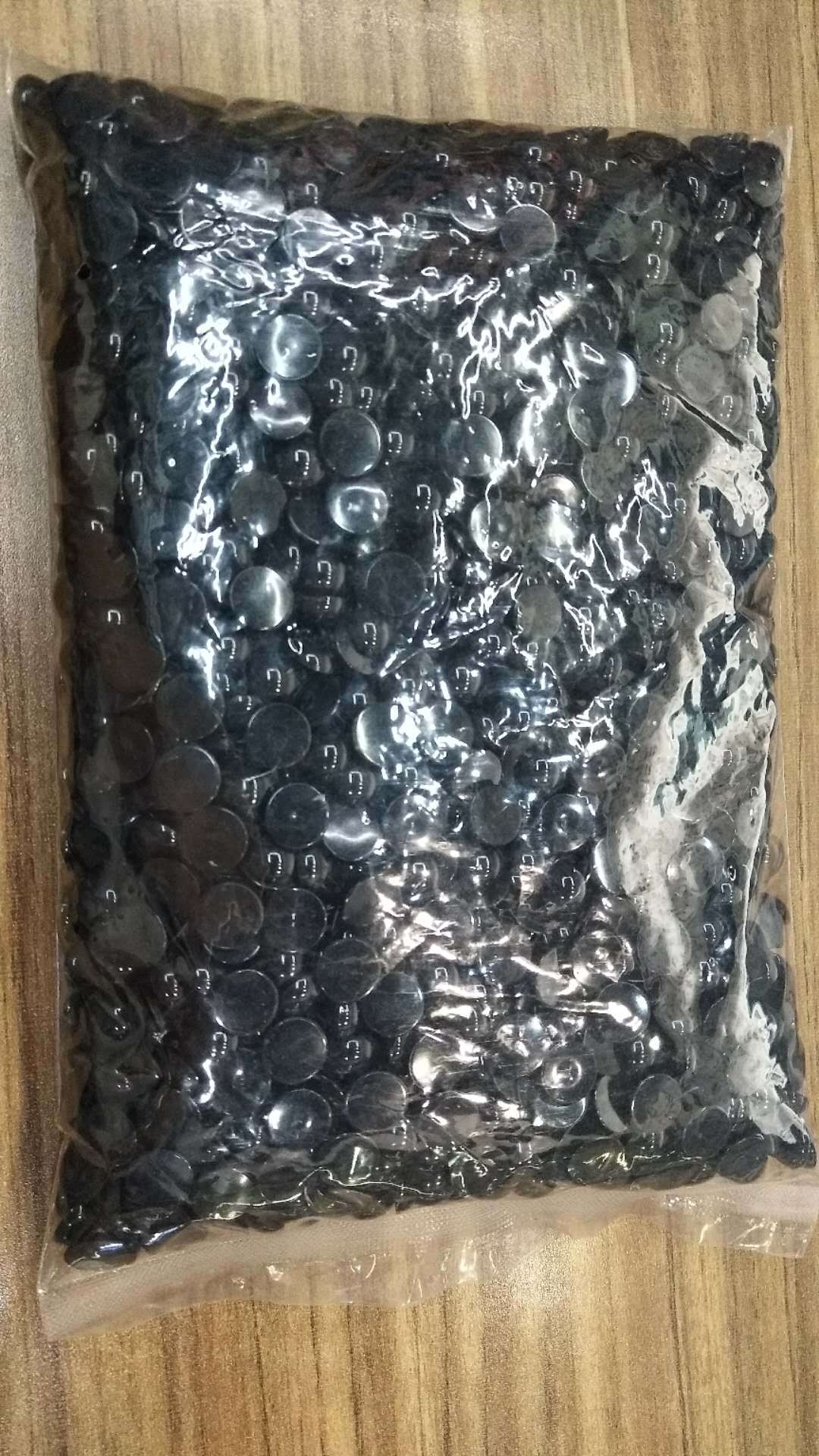 En stock brillante ojos de acrílico plana bolsa grande al por mayor sin rebabas tamaño todos DIY ojos negros