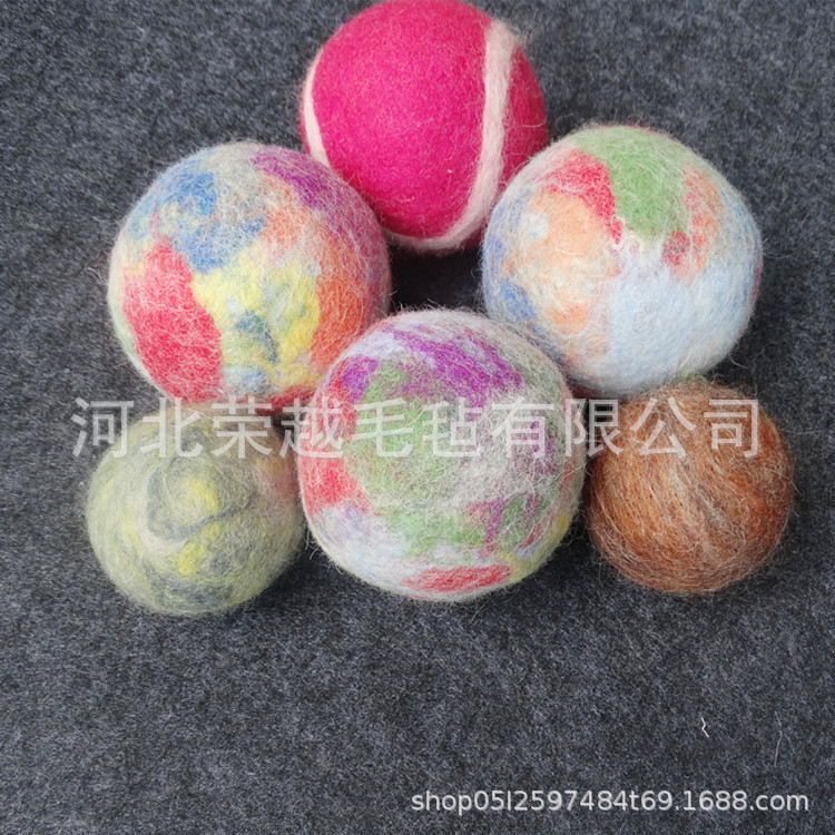 混色羊毛实心球  地球状花型多色图案羊毛制品 人工羊毛毡球 毡蛋