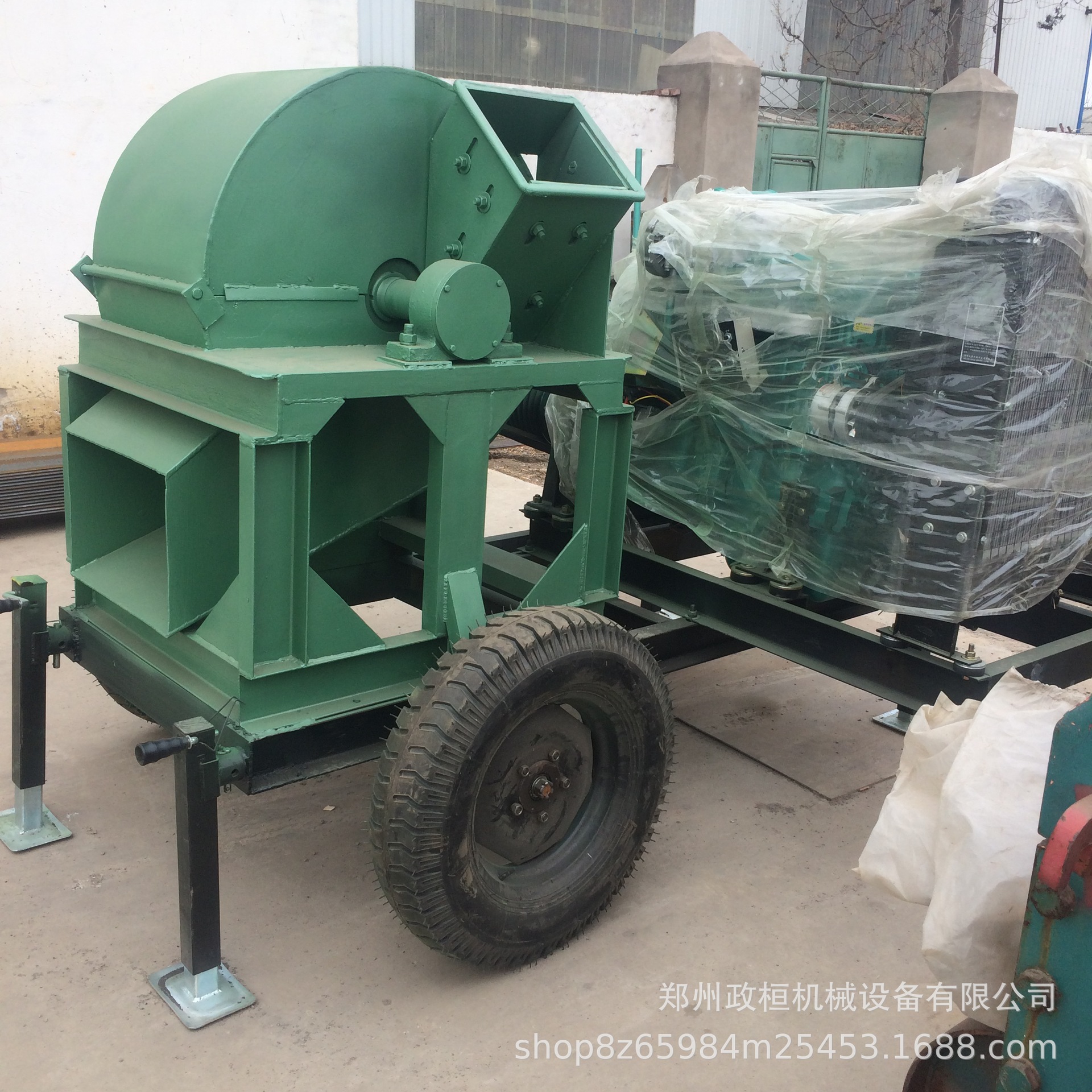 厂家热销各种食用菌种料切料机 菇木切碎机 大型树枝树木材粉碎机