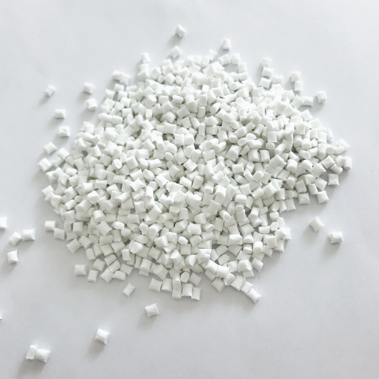 白色增强阻燃PA66 增强30  阻燃V0