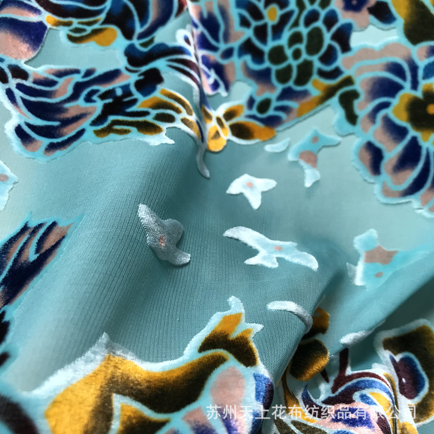 供新款烂花绒图形可来样做货门幅和克重大货生产保障质量交货及时