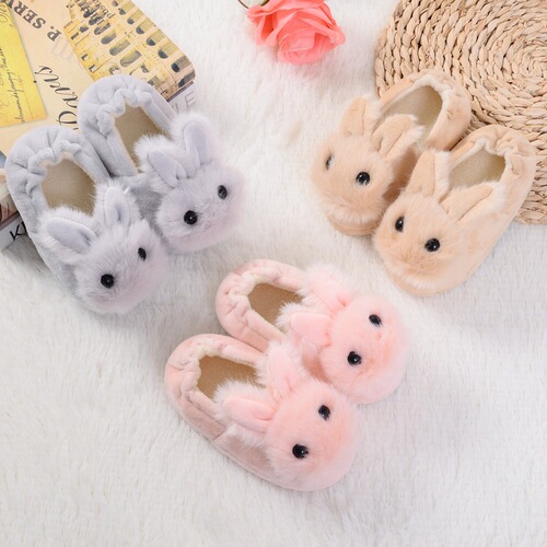 Supply new autumn and winter cotton slippers, children's warm cartoon fluffy rabbit cotton slippers